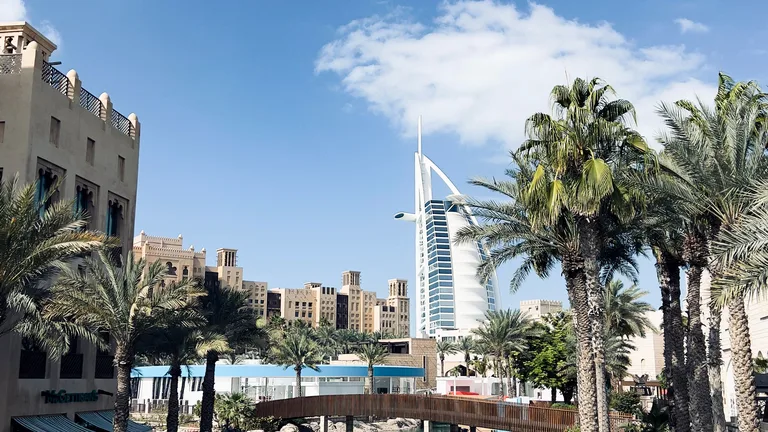 سوق مدينة جميرا